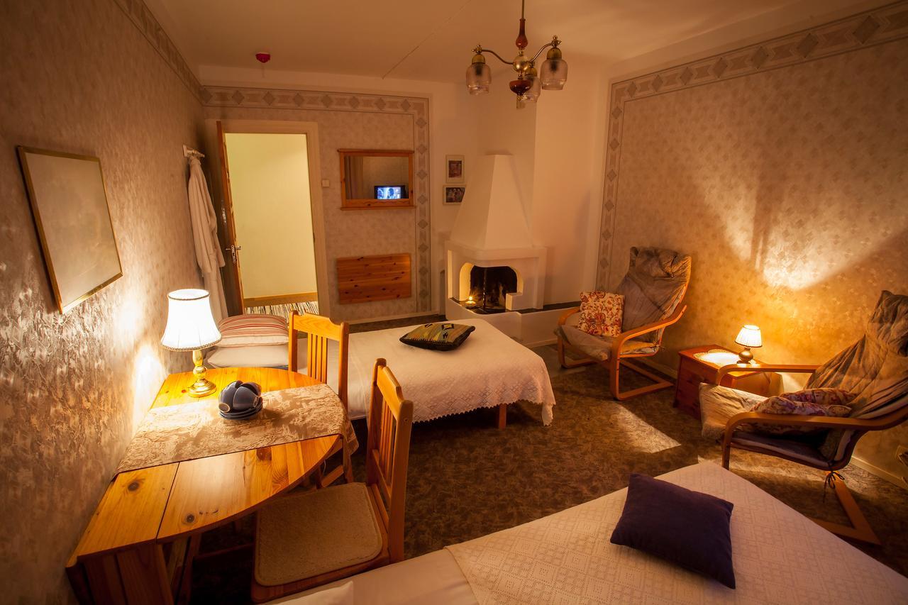 Peetrimoisa Villa Hostel Вильянди Экстерьер фото