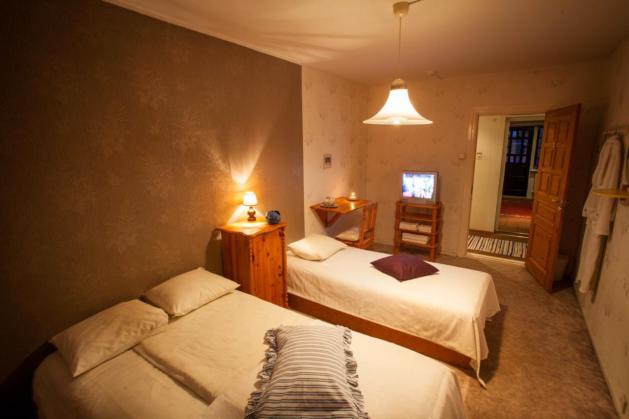 Peetrimoisa Villa Hostel Вильянди Экстерьер фото